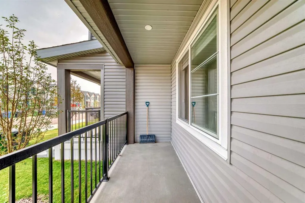 9 Sage Hill Path NW