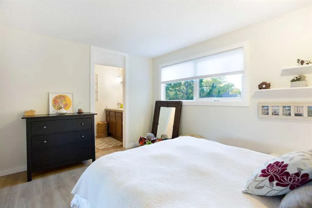 343 Canterbury Drive SW