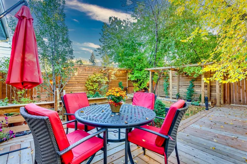 343 Canterbury Drive SW