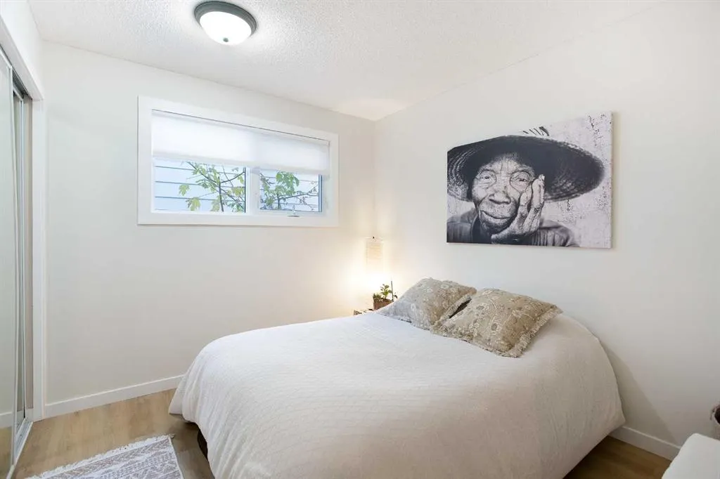 343 Canterbury Drive SW