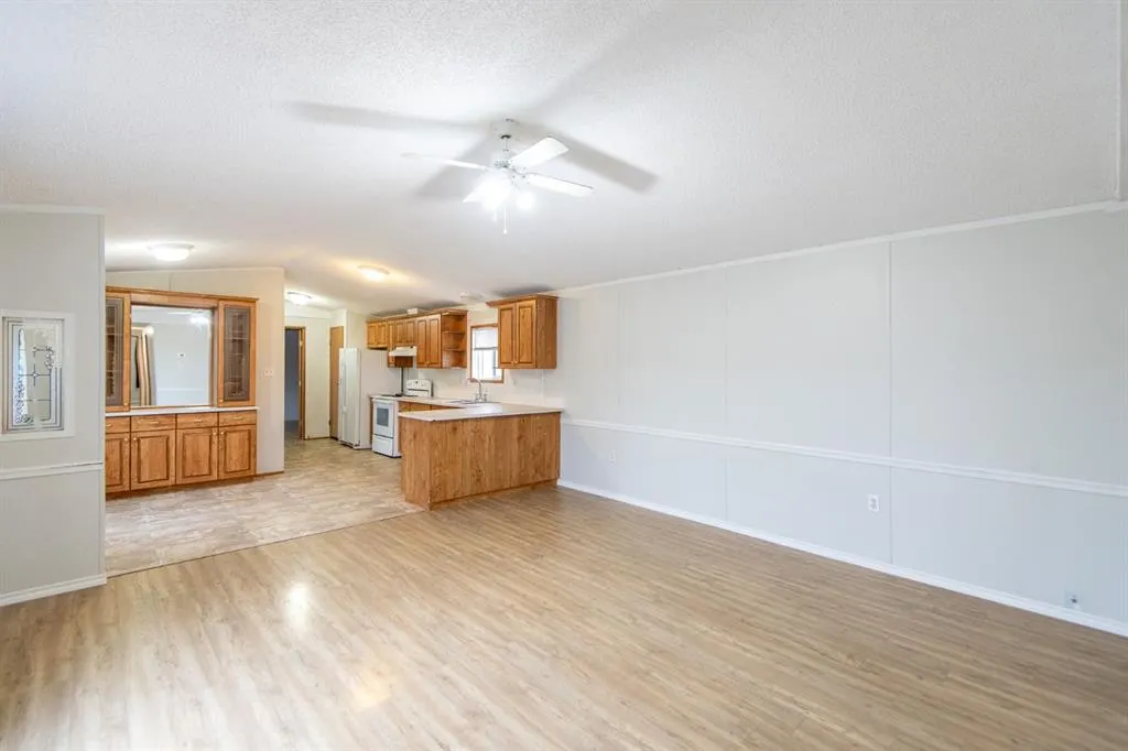 10417 110 Ave