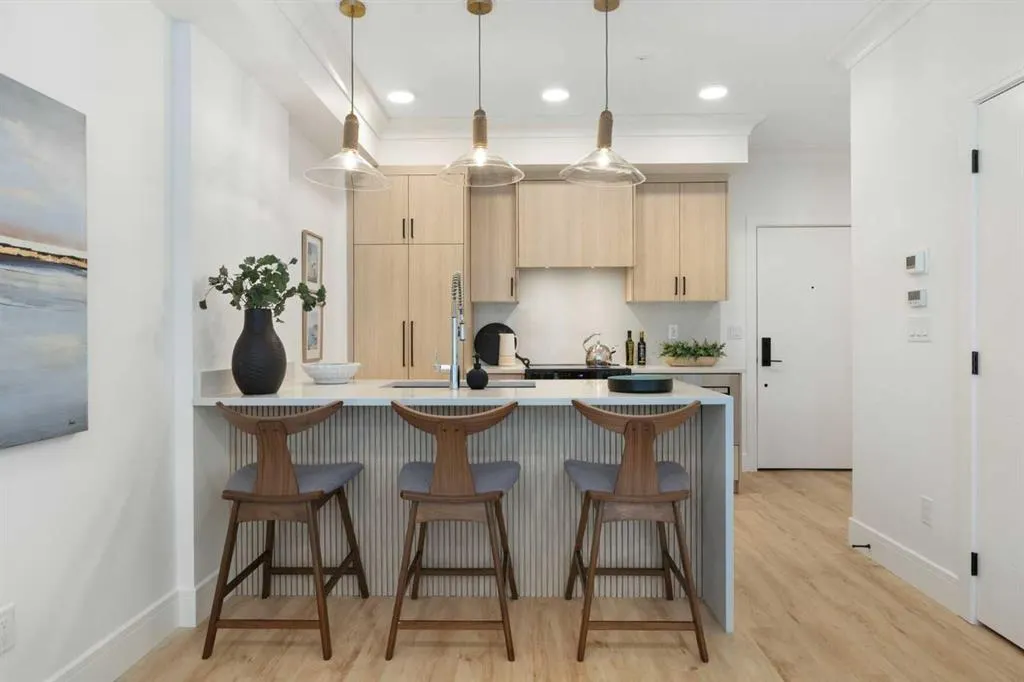 4270 Norford Avenue NW, #1204