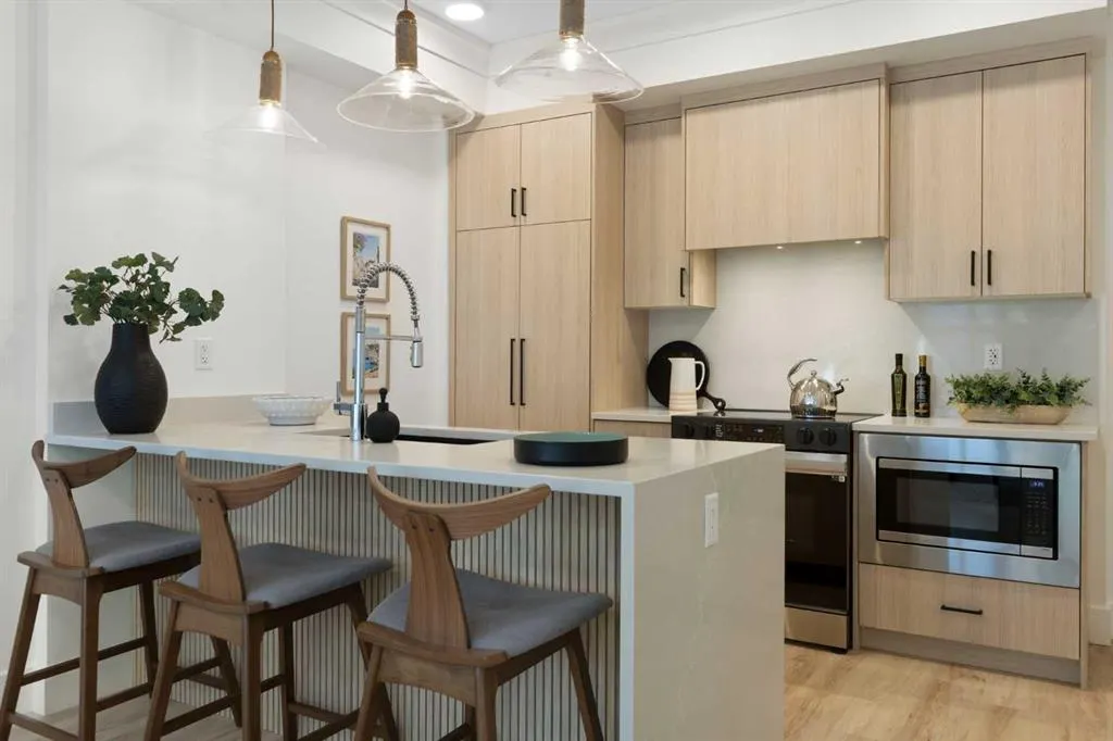 4270 Norford Avenue NW, #1204