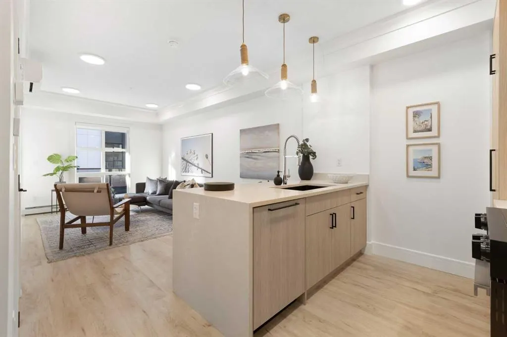 4270 Norford Avenue NW, #1204