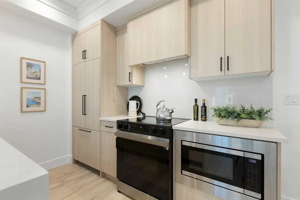 4270 Norford Avenue NW, #1204