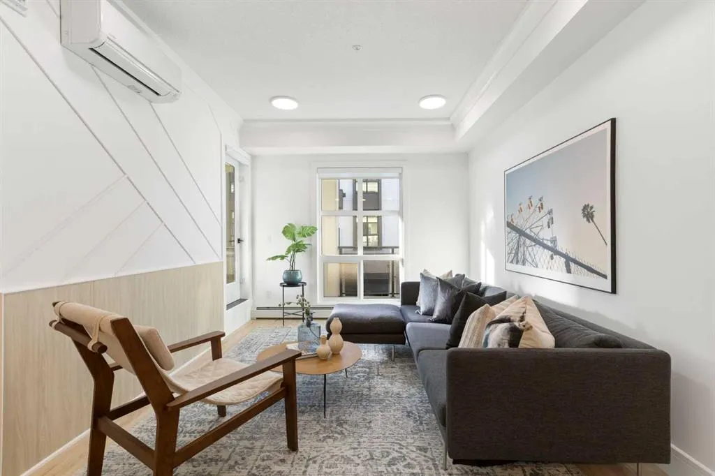 4270 Norford Avenue NW, #1204