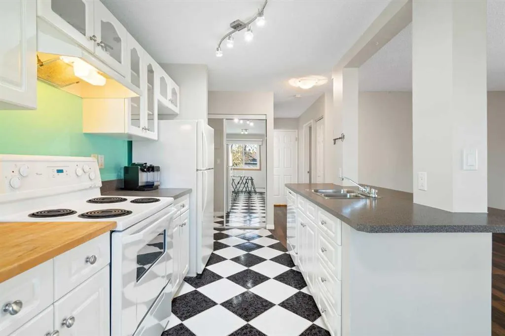709 3 Avenue NW, #301