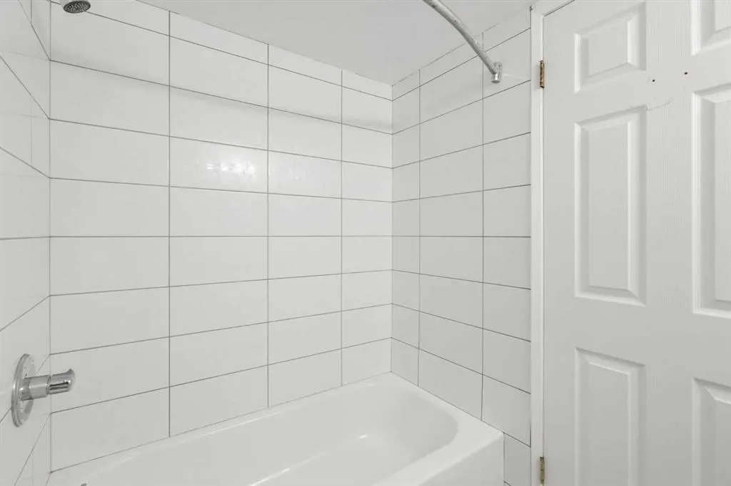 709 3 Avenue NW, #301