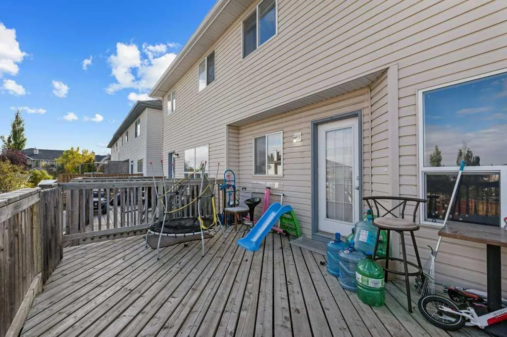 154 Bridlewood Drive SW