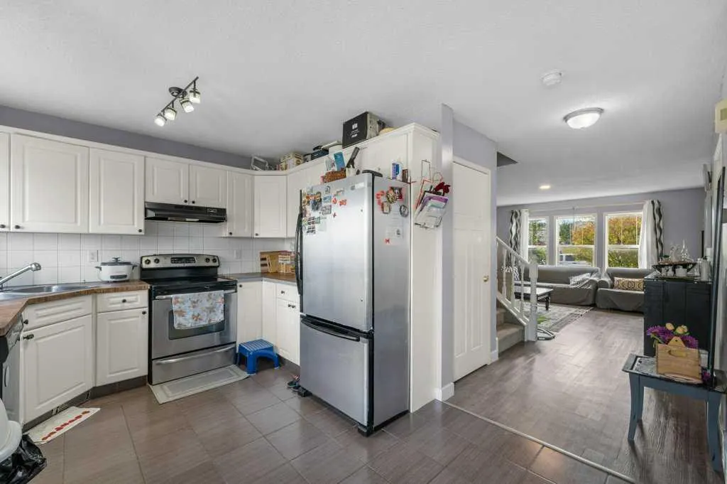 154 Bridlewood Drive SW