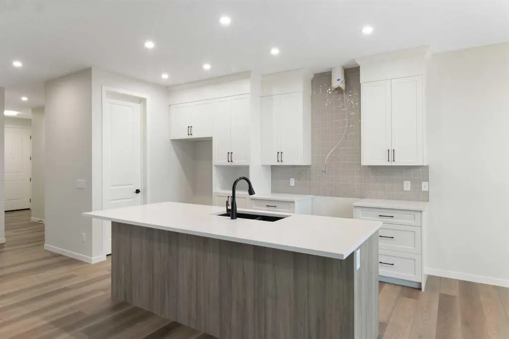 164 Belmont Place SW