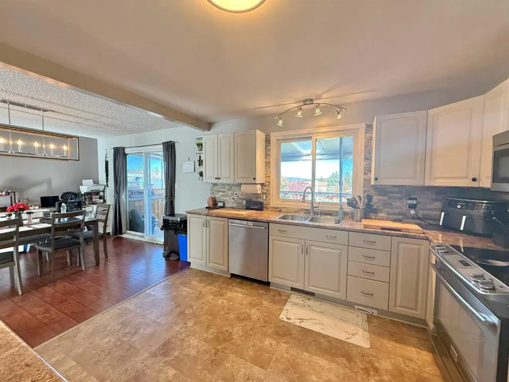 126 Maligne Drive