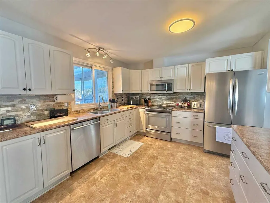 126 Maligne Drive