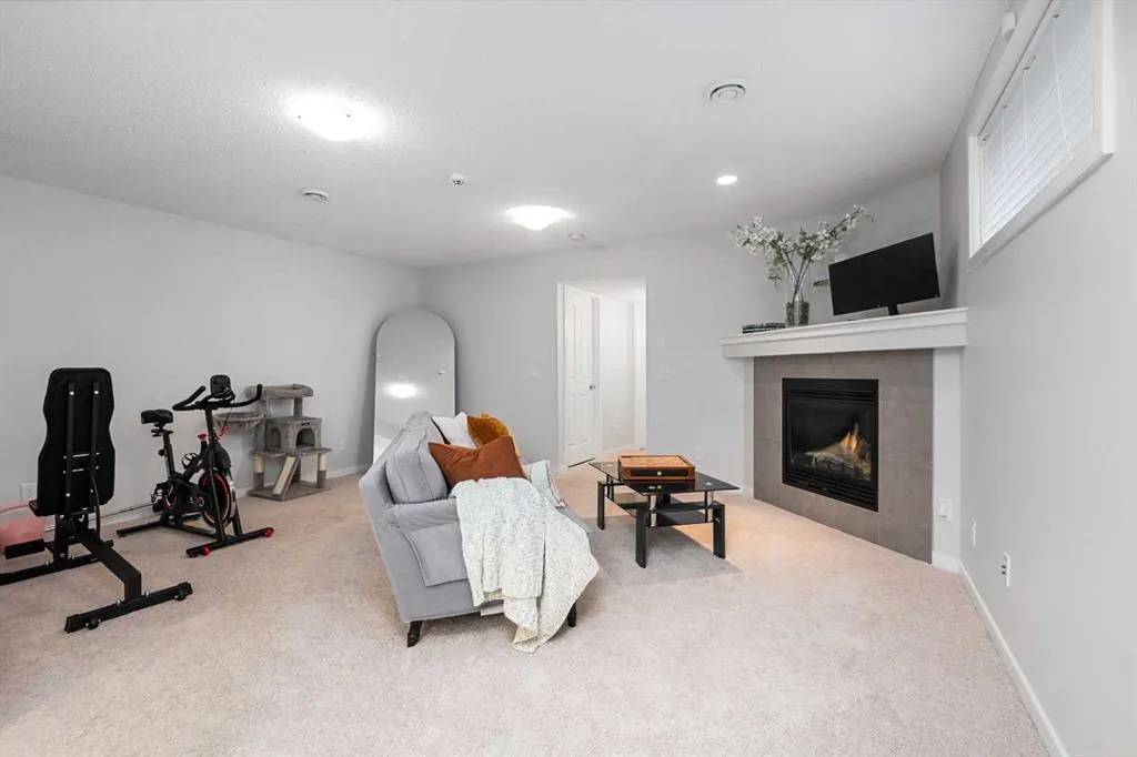 103 Cranford Park SE