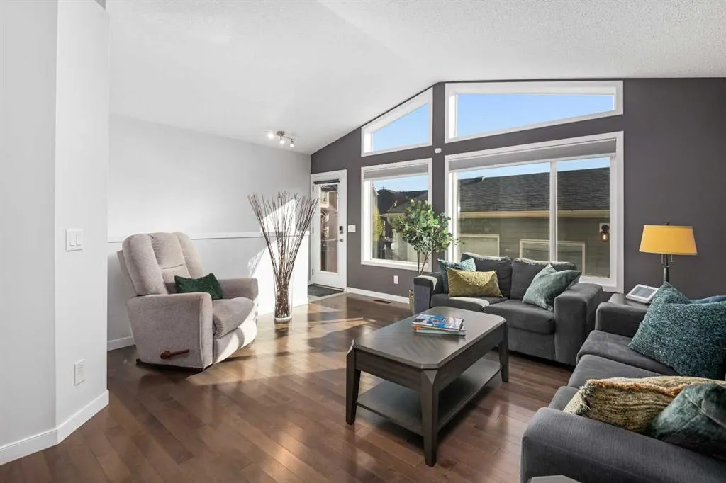 103 Cranford Park SE