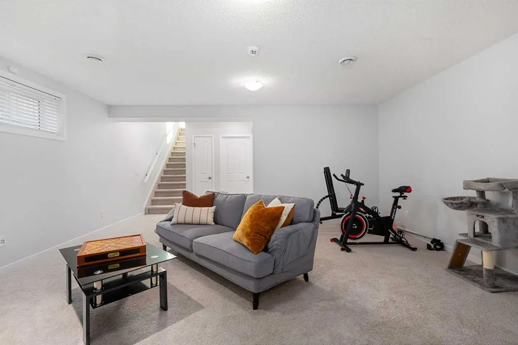 103 Cranford Park SE