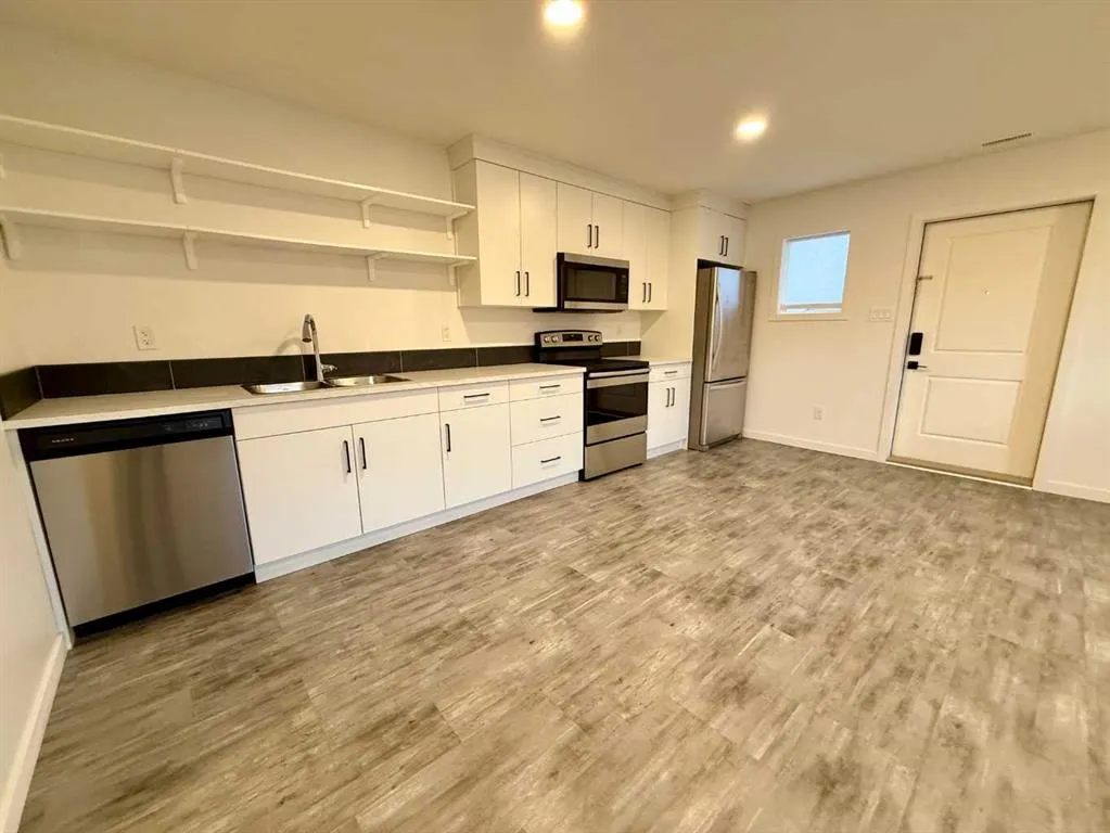 119 Blackwolf Pass N
