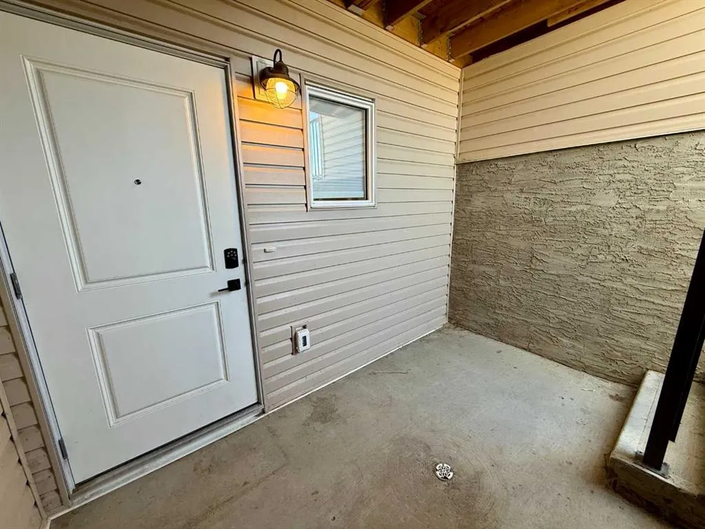119 Blackwolf Pass N