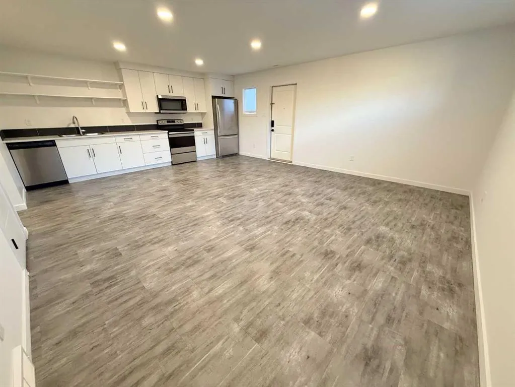 119 Blackwolf Pass N