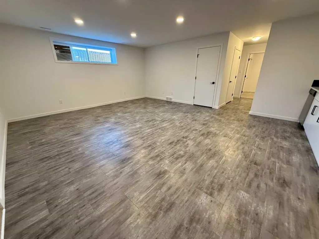 119 Blackwolf Pass N