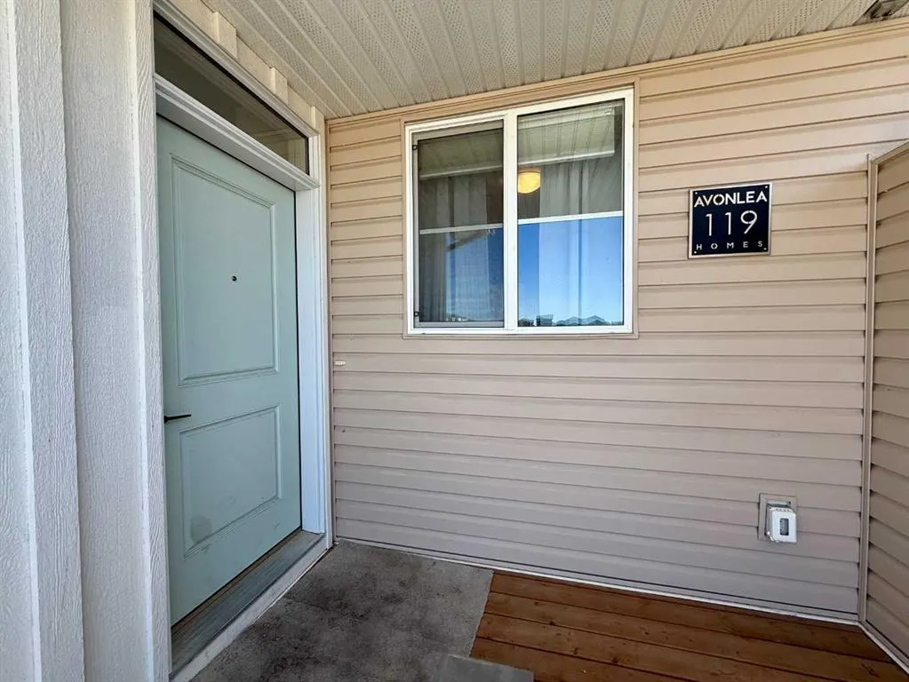 119 Blackwolf Pass N