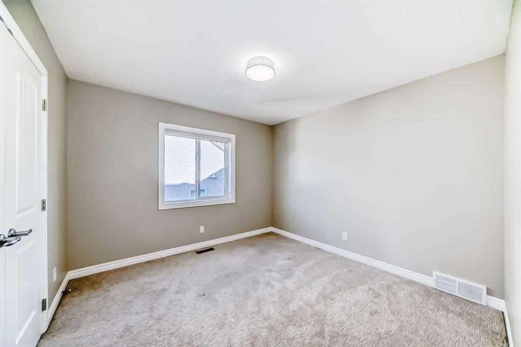 173 Aspenshire Drive SW