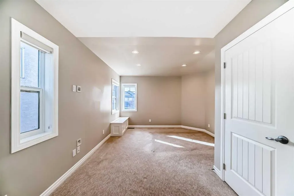 173 Aspenshire Drive SW