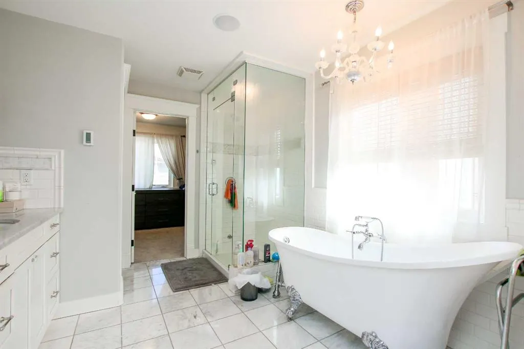 6 Grove Close
