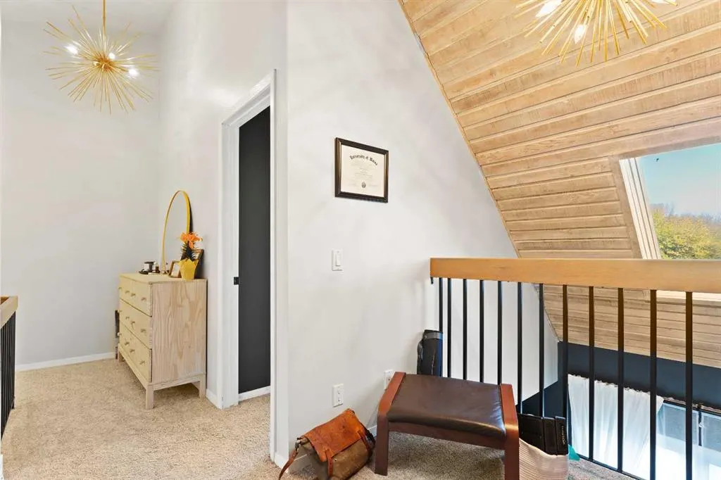 123 13 Avenue NE, #1