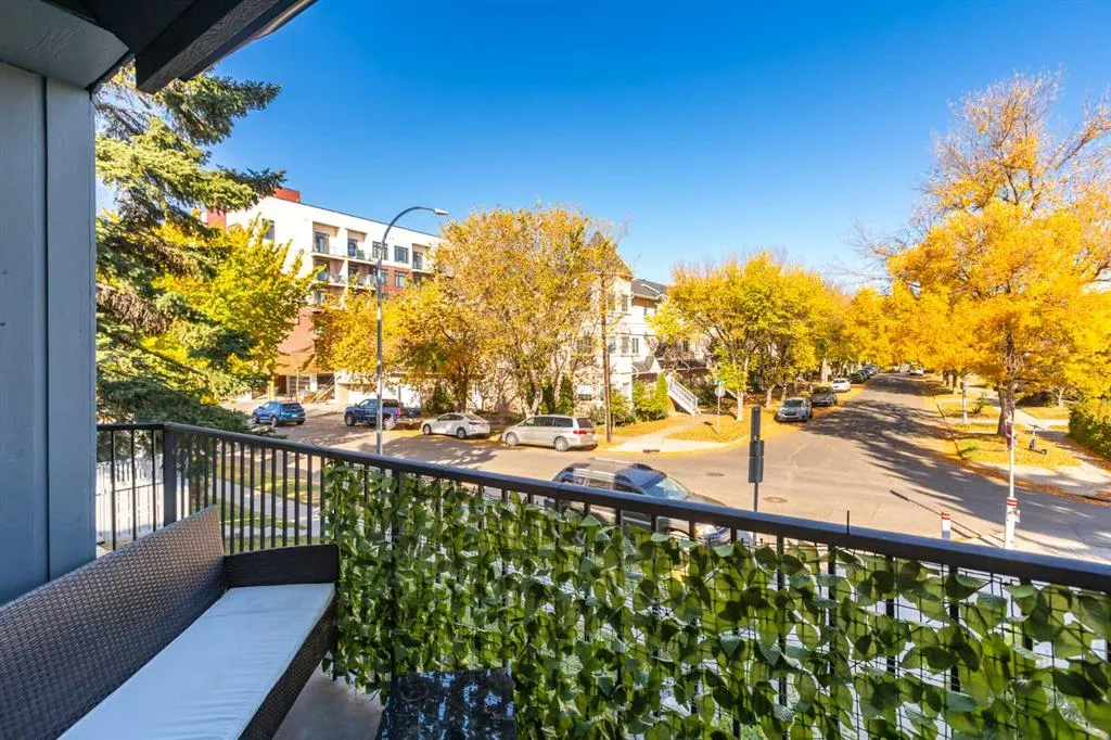 123 13 Avenue NE, #1