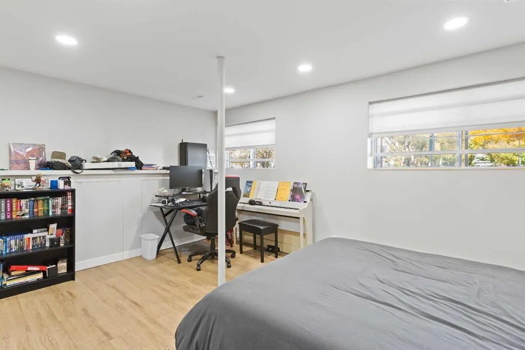123 13 Avenue NE, #1