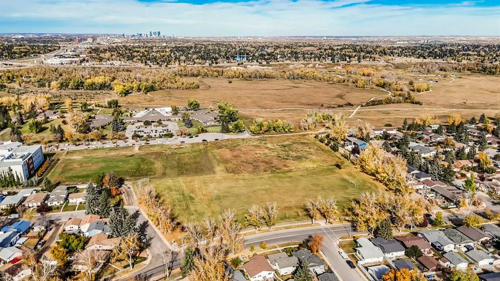 311 Midridge Road SE