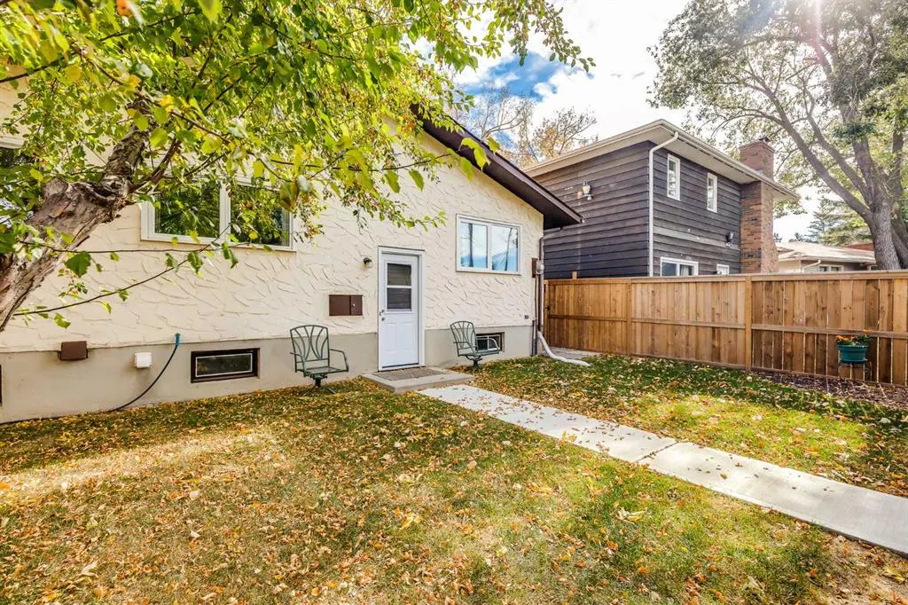 311 Midridge Road SE