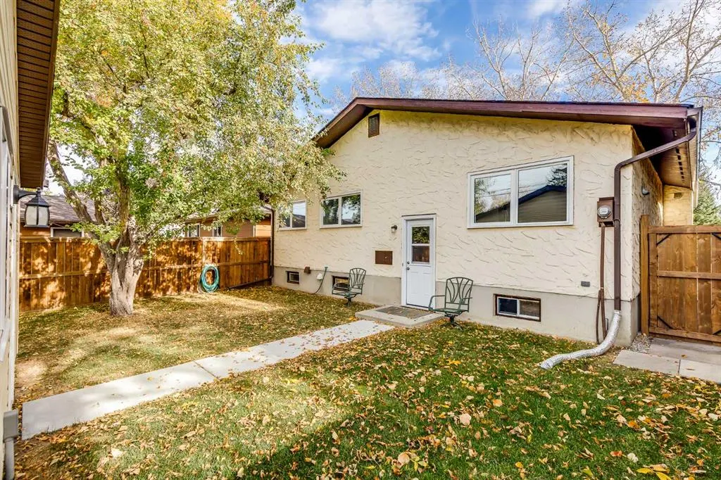 311 Midridge Road SE