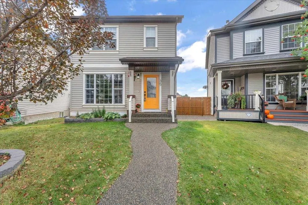 35 Tuscany Ridge Terrace NW