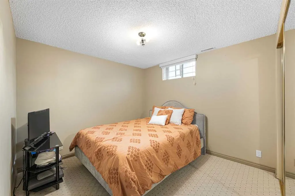 12235 Lake Fraser Way SE