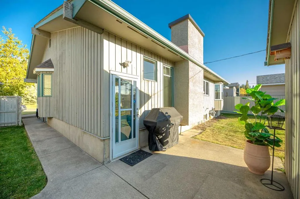 12235 Lake Fraser Way SE