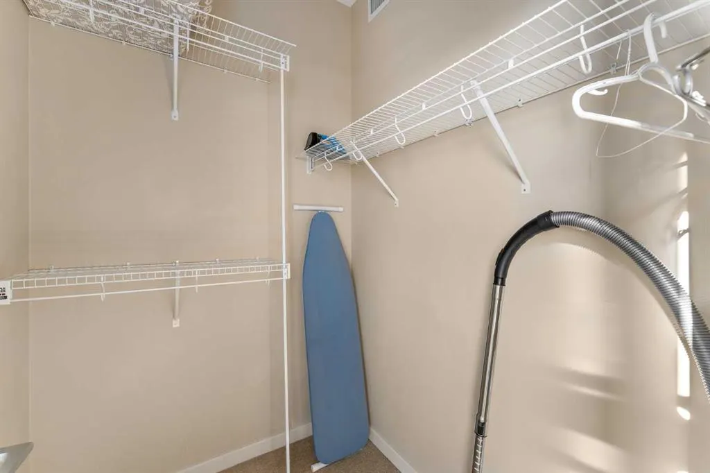 1320 1 Street SE, #2702