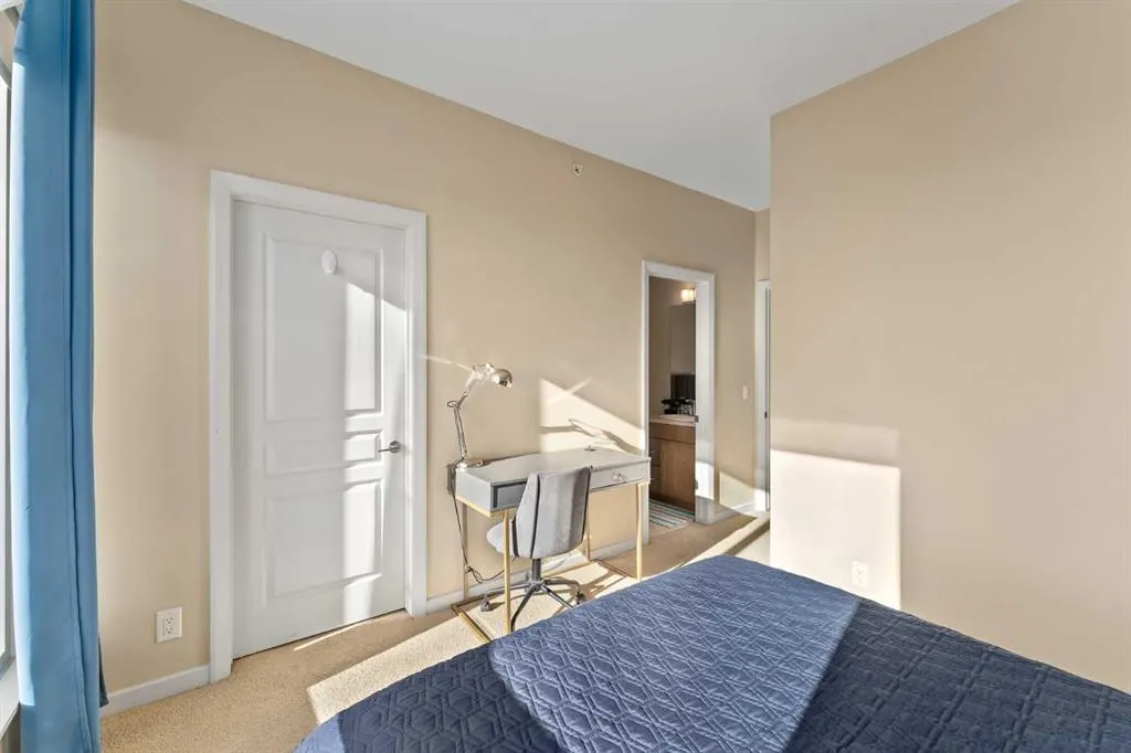 1320 1 Street SE, #2702