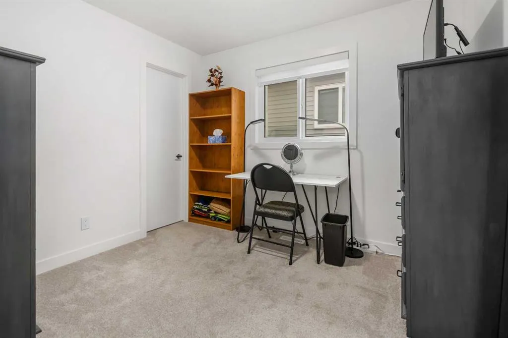 215 Heritage Heights