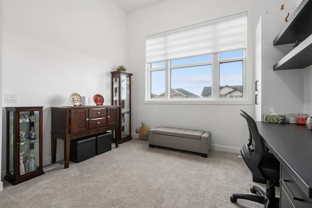 215 Heritage Heights