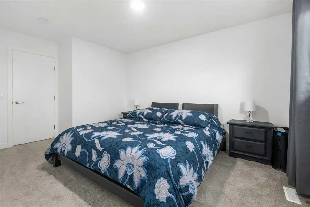 215 Heritage Heights
