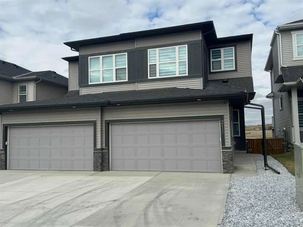 215 Heritage Heights