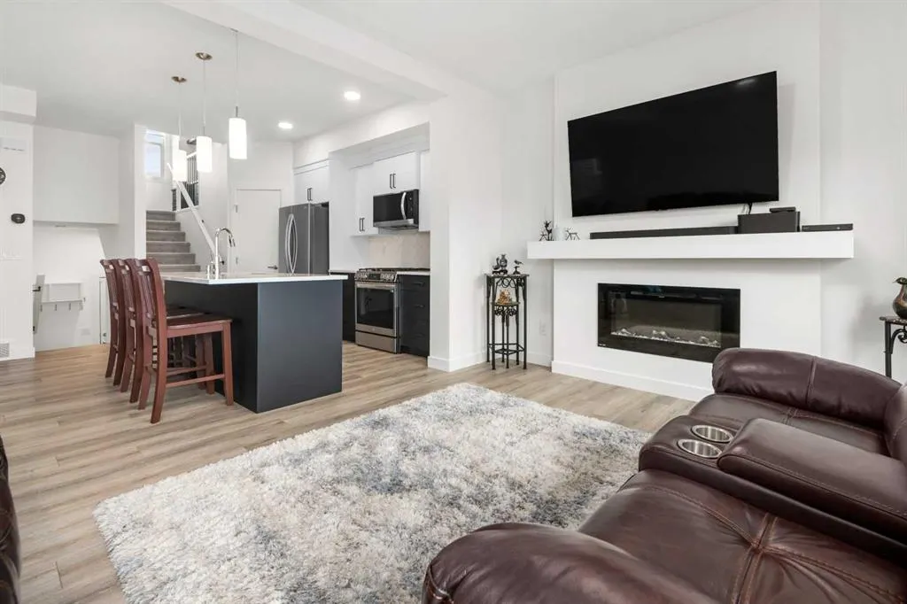 215 Heritage Heights