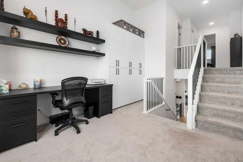 215 Heritage Heights