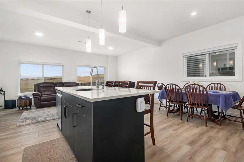 215 Heritage Heights