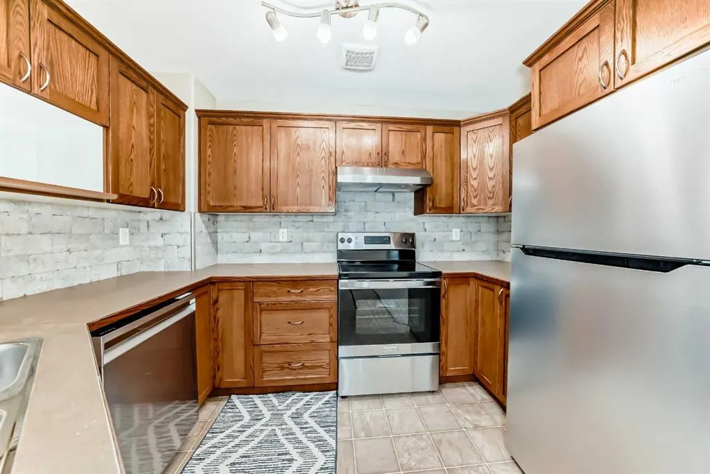 6220 Orr Drive, #144