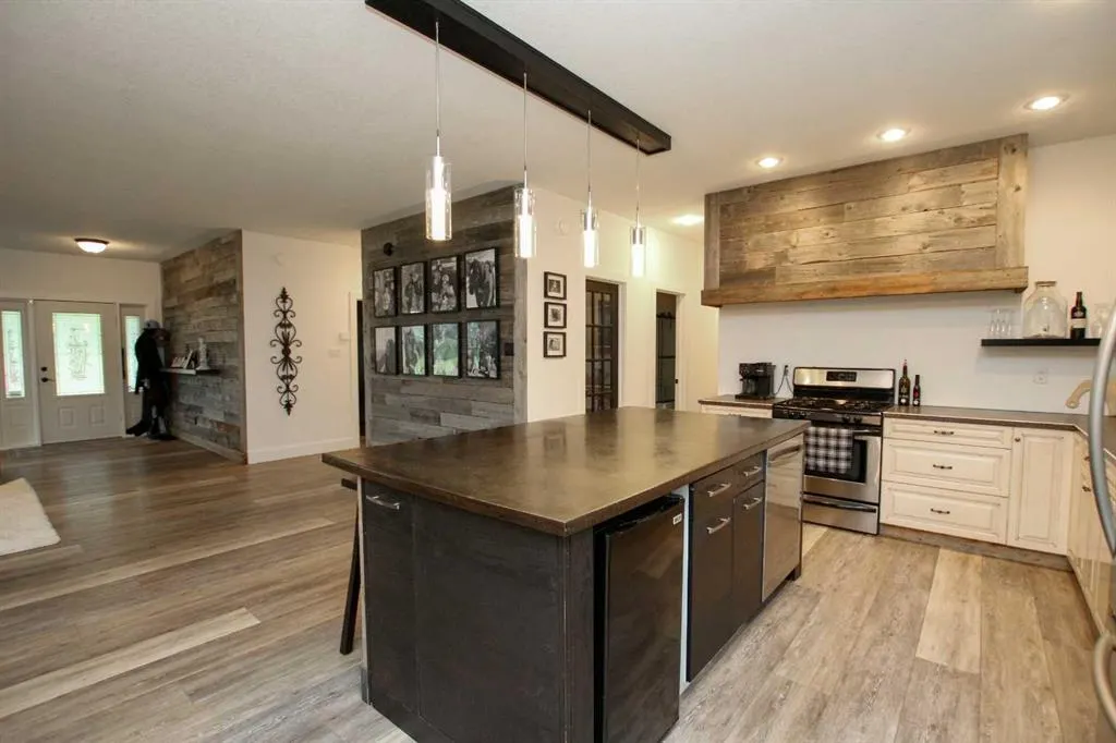 1236 Township Road 384, #201