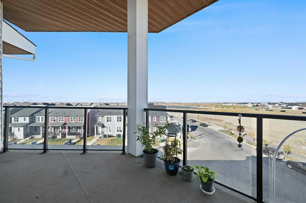 681 Savanna Boulevard NE, #1401