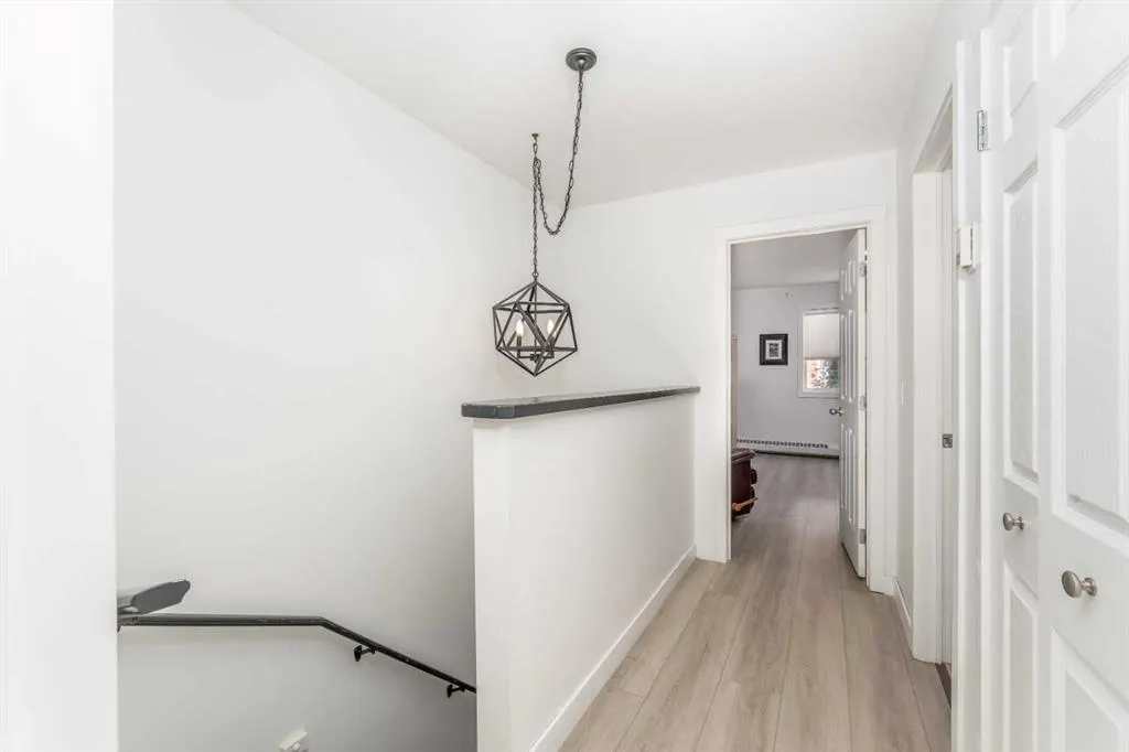 112 Kananaskis Way, #205